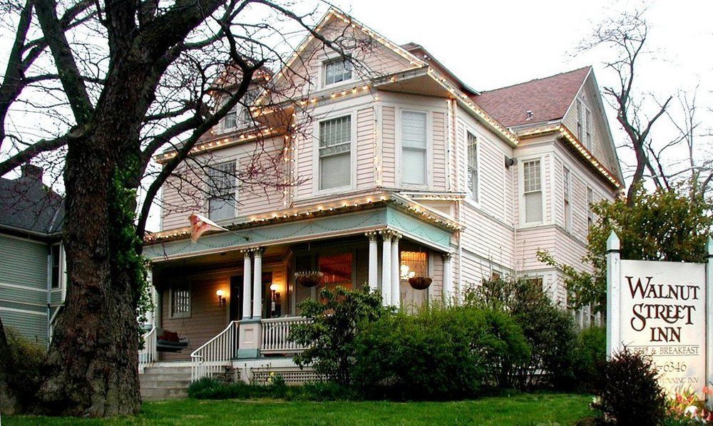 Walnut Street Inn Springfield Exterior photo